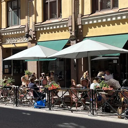 Lovely Apartment, Vuorimiehenkatu 31 Apartman *