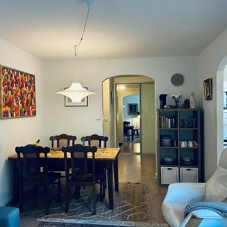 Lovely Apartment, Vuorimiehenkatu 31 *