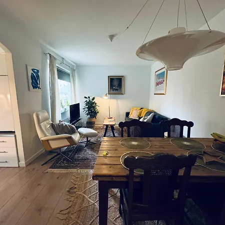 Lovely Apartment, Vuorimiehenkatu 31